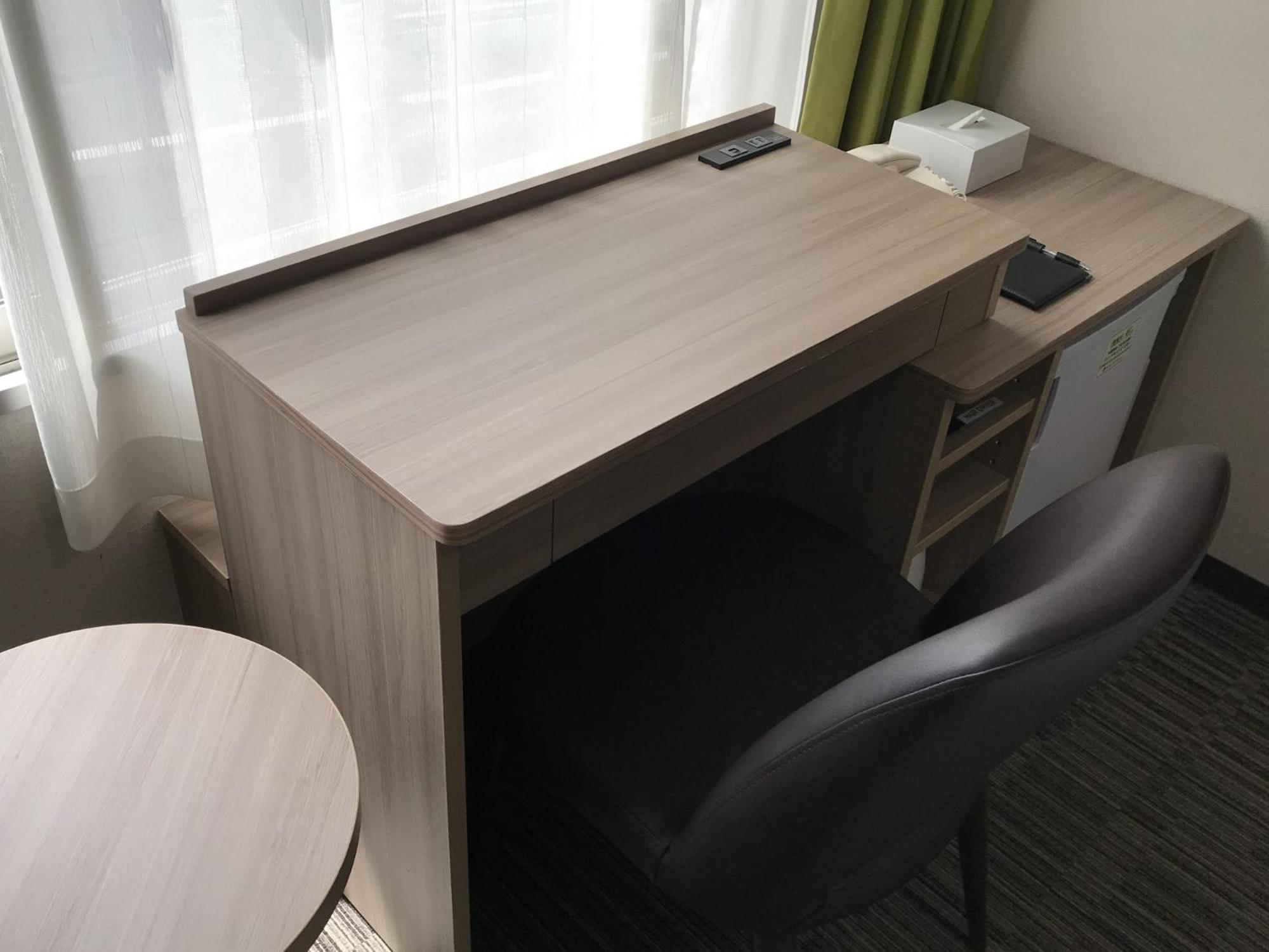 Hotel Sunroute Sopra Kobe Rom bilde
